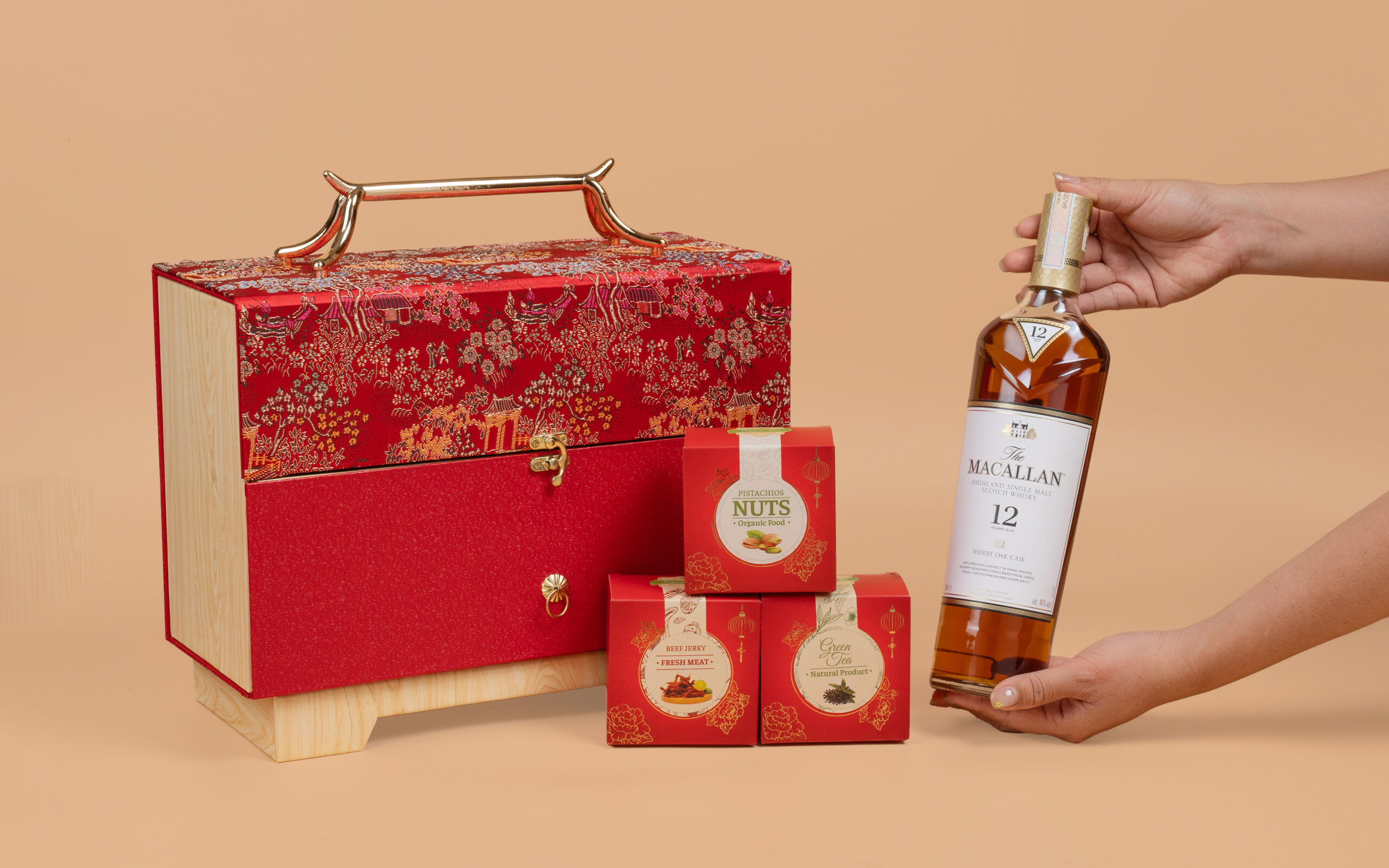 hộp quà tết như ý có gì